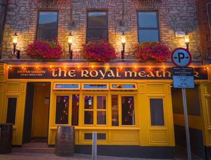 Close up shot of the Royal Meath pub